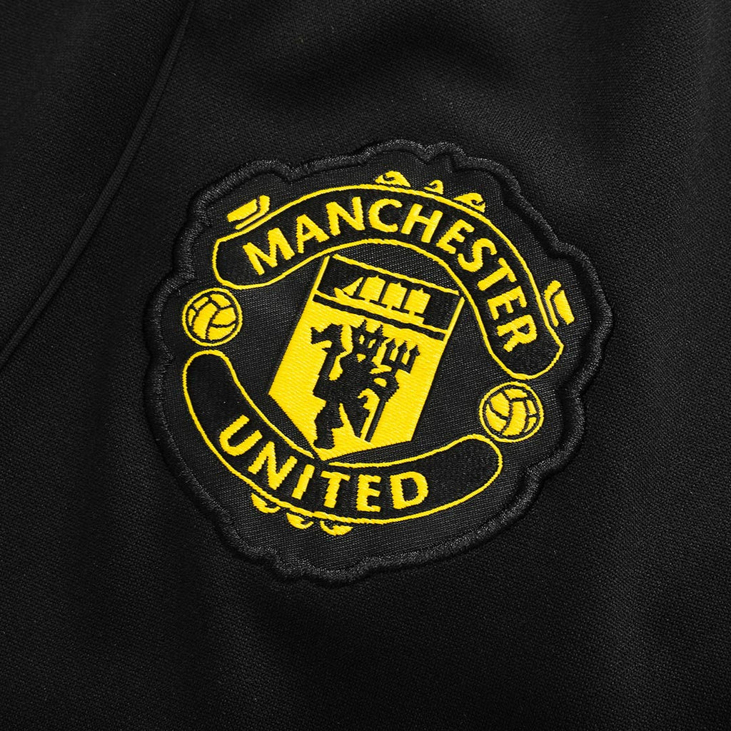 Manchester United 1/4 Zip Tracksuit 2025/26 Black