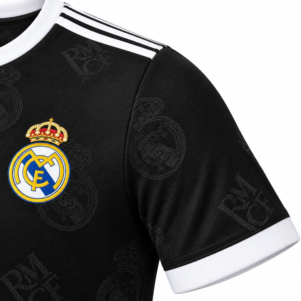 Real Madrid 2025/26 men's black polo jersey shoulder and sleeve detail